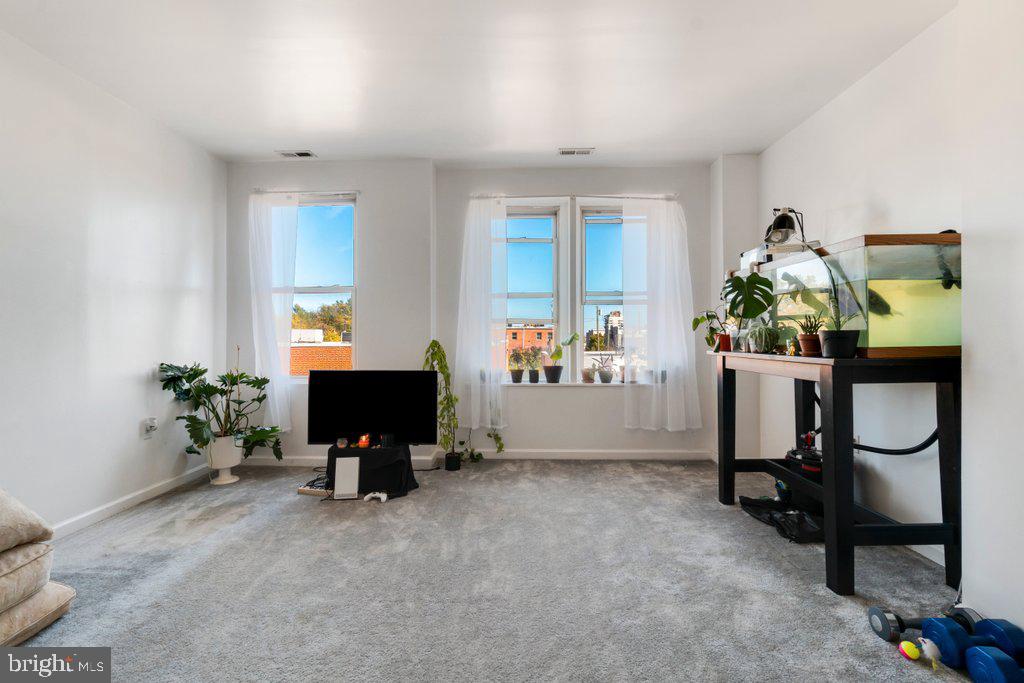 CHARLES VILLAGE - Commercial Sale