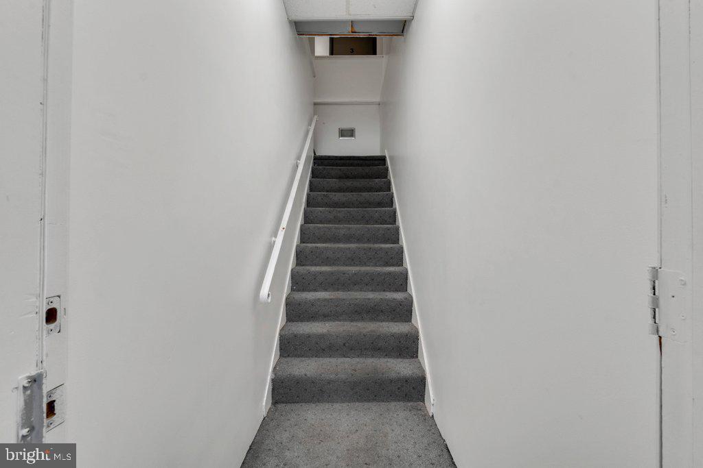 CHARLES VILLAGE - Commercial Sale