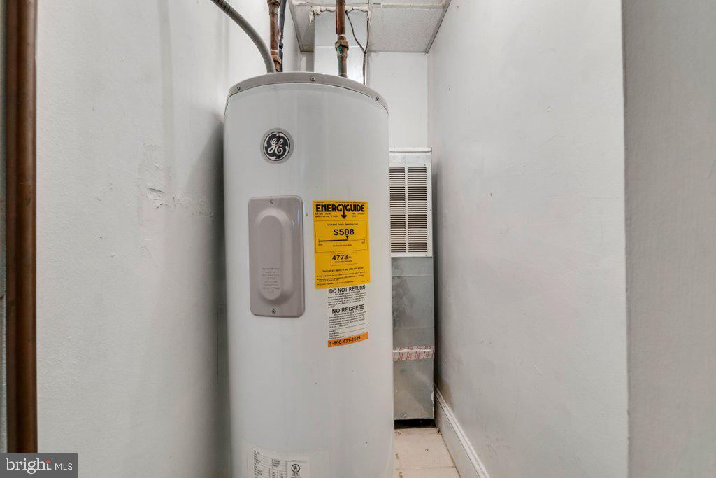 CHARLES VILLAGE - Commercial Sale