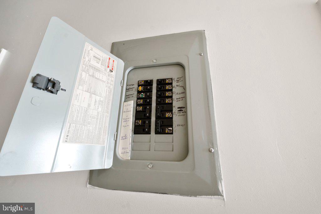 CHARLES VILLAGE - Commercial Sale