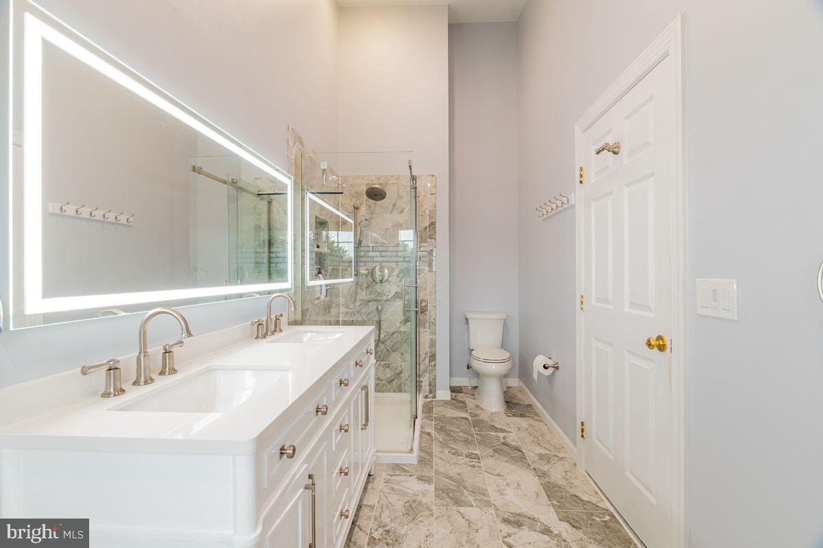 SOUTH RIDING - Residential Lease