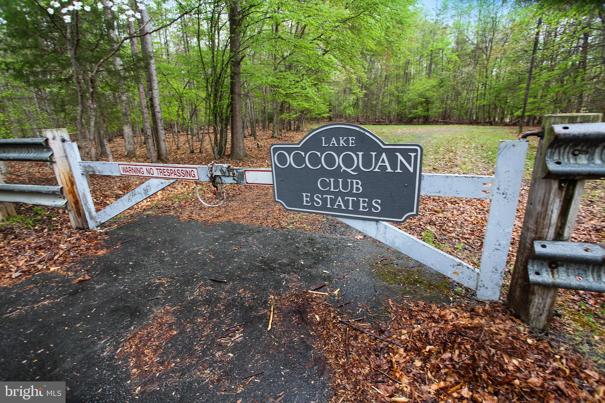 LAKE RIDGE POINTE - Residential