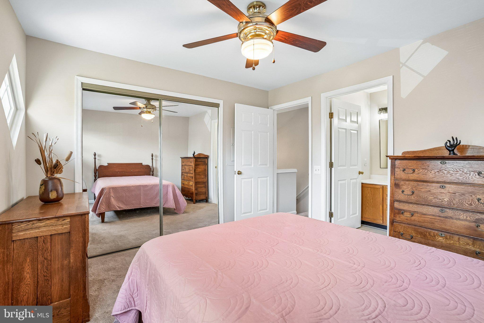 LAKE RIDGE POINTE - Residential