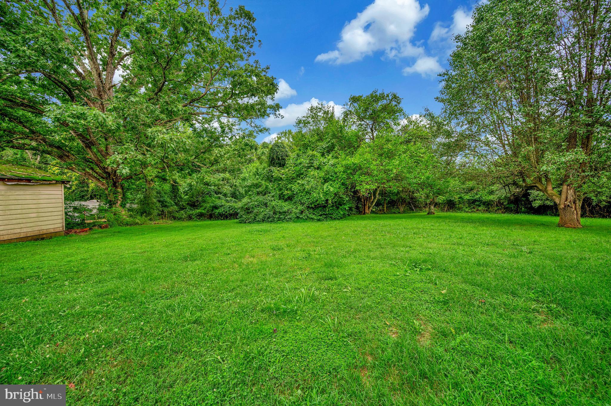 RIXEYVILLE LAKES - Residential