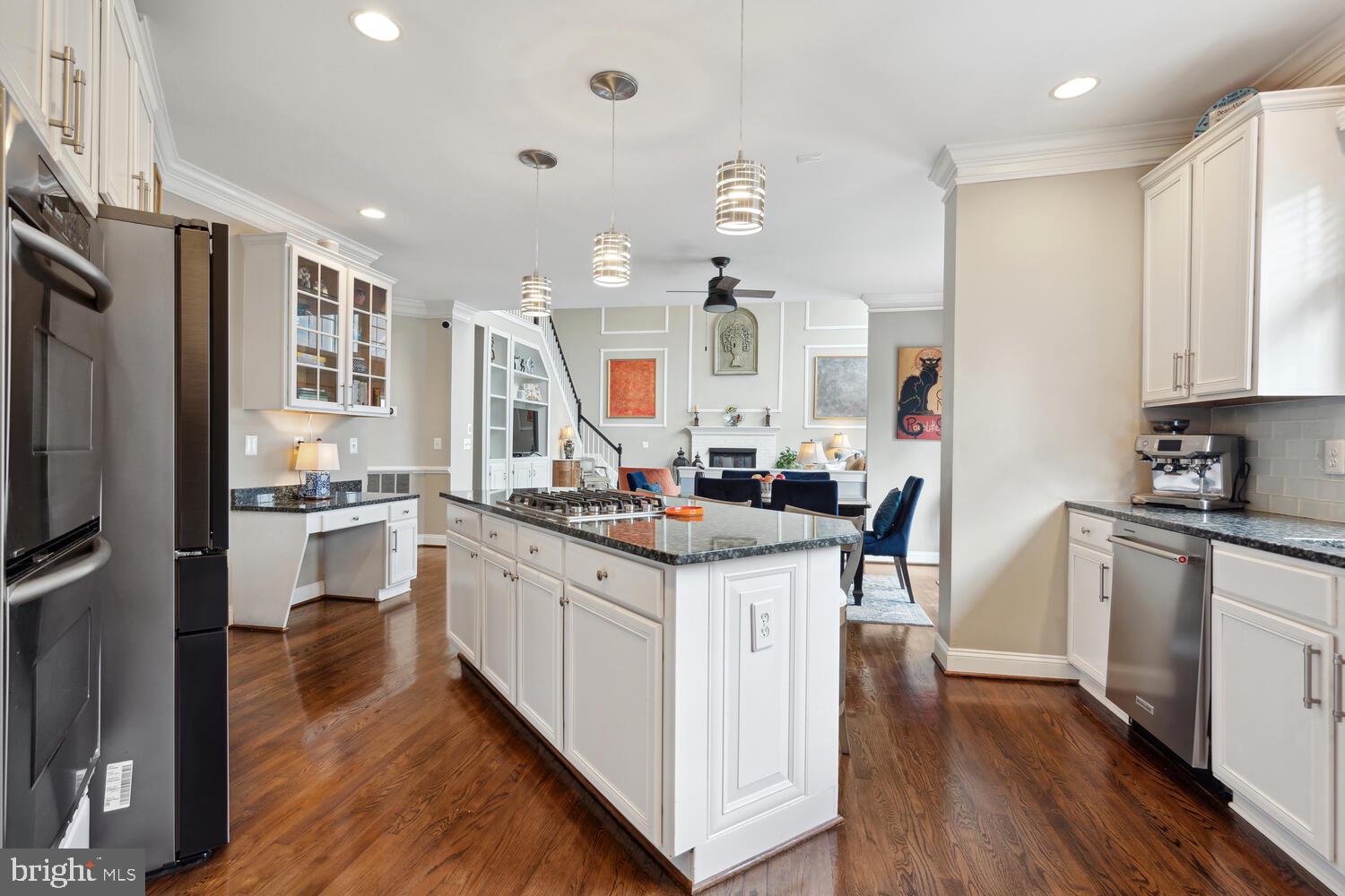 PINEY GLEN VILLAGE - Residential