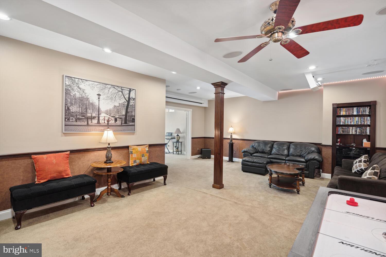 PINEY GLEN VILLAGE - Residential