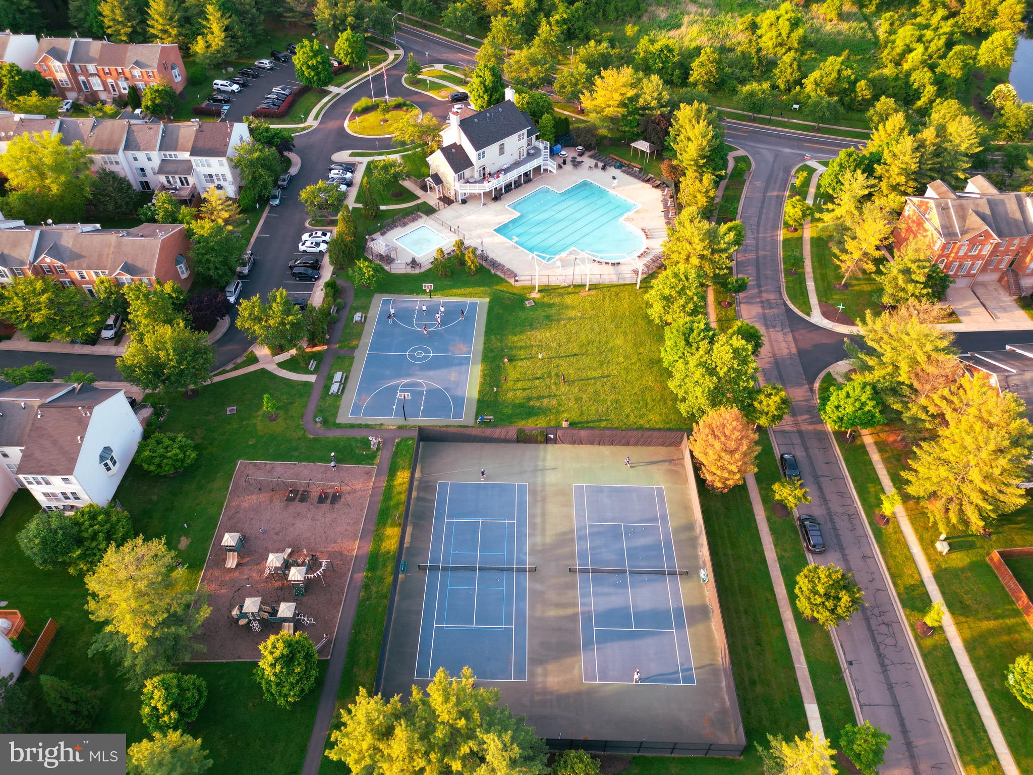 PINEY GLEN VILLAGE - Residential