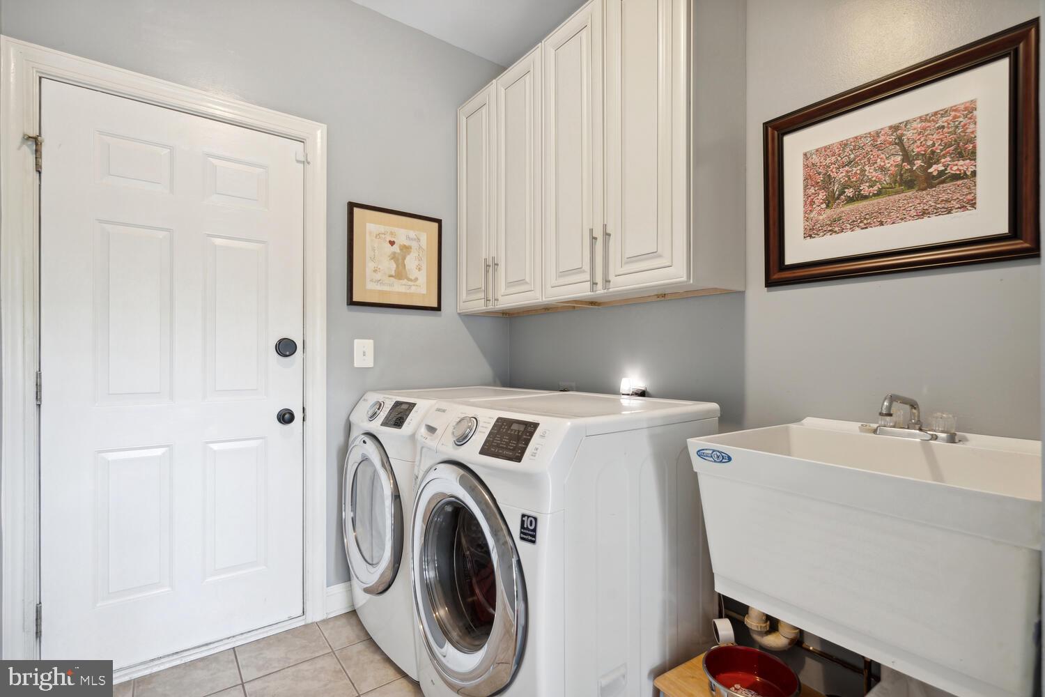 PINEY GLEN VILLAGE - Residential