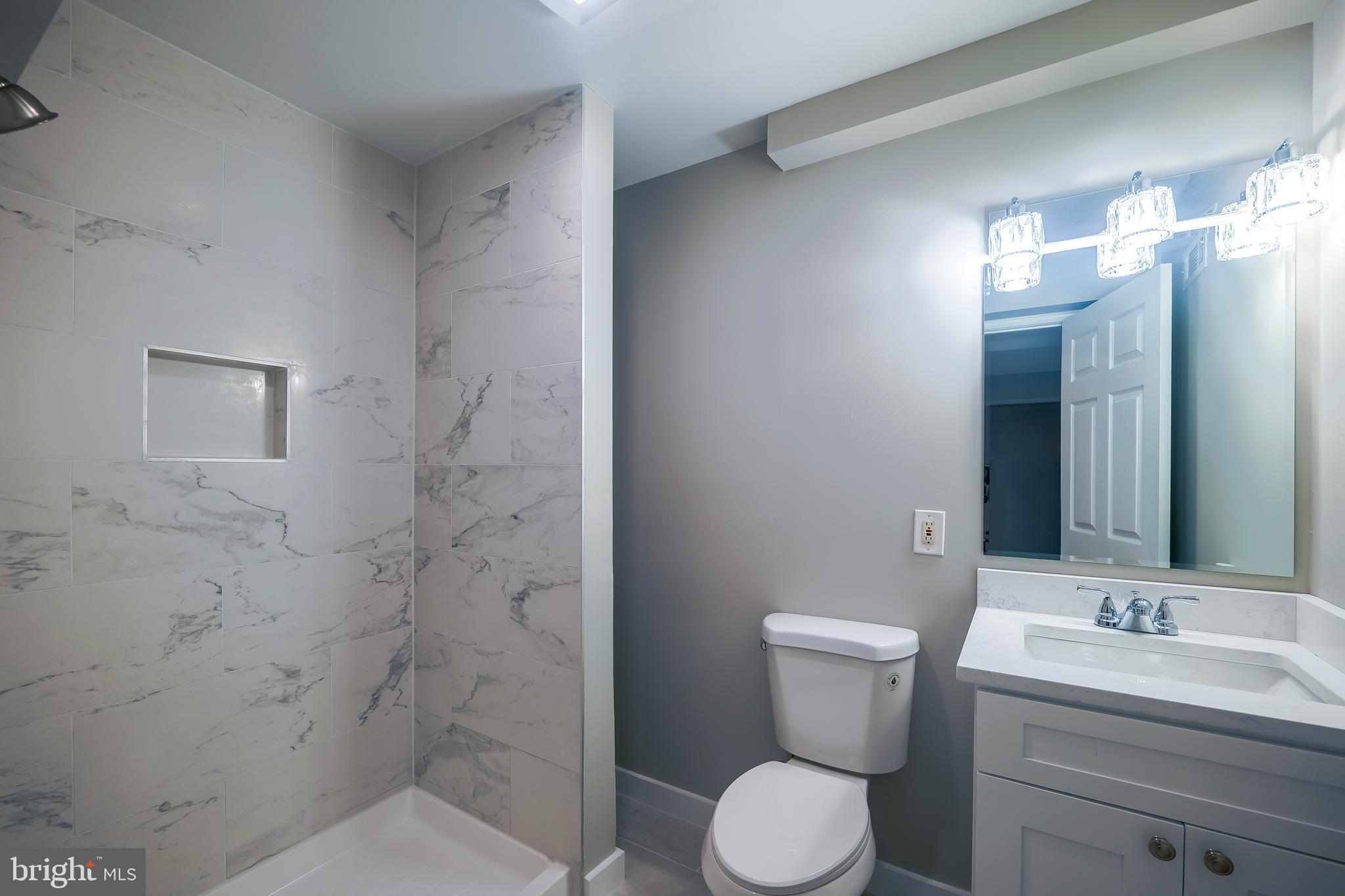 THE VILLAGES AT WELLINGTON - Residential Lease