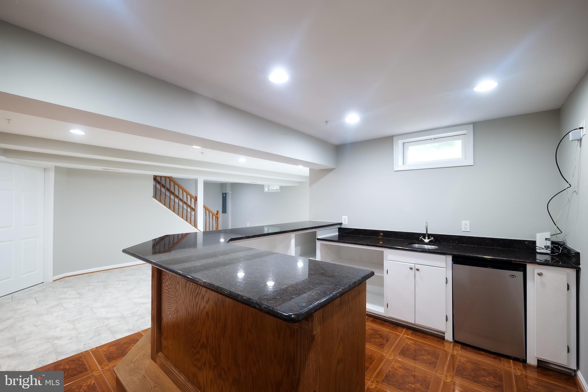 THE VILLAGES AT WELLINGTON - Residential Lease