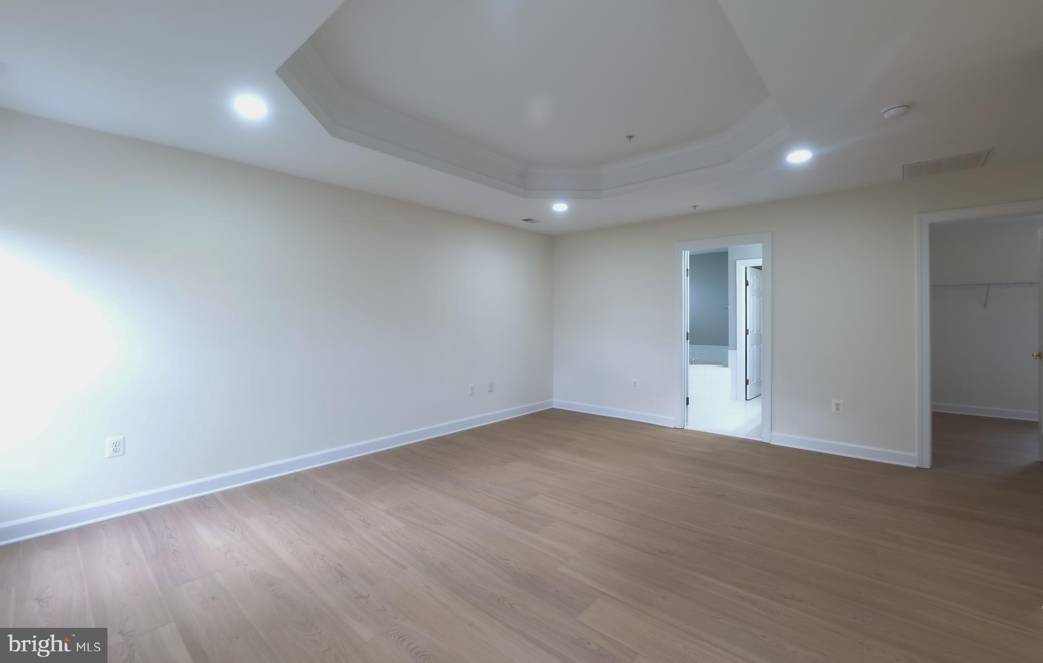 THE VILLAGES AT WELLINGTON - Residential Lease