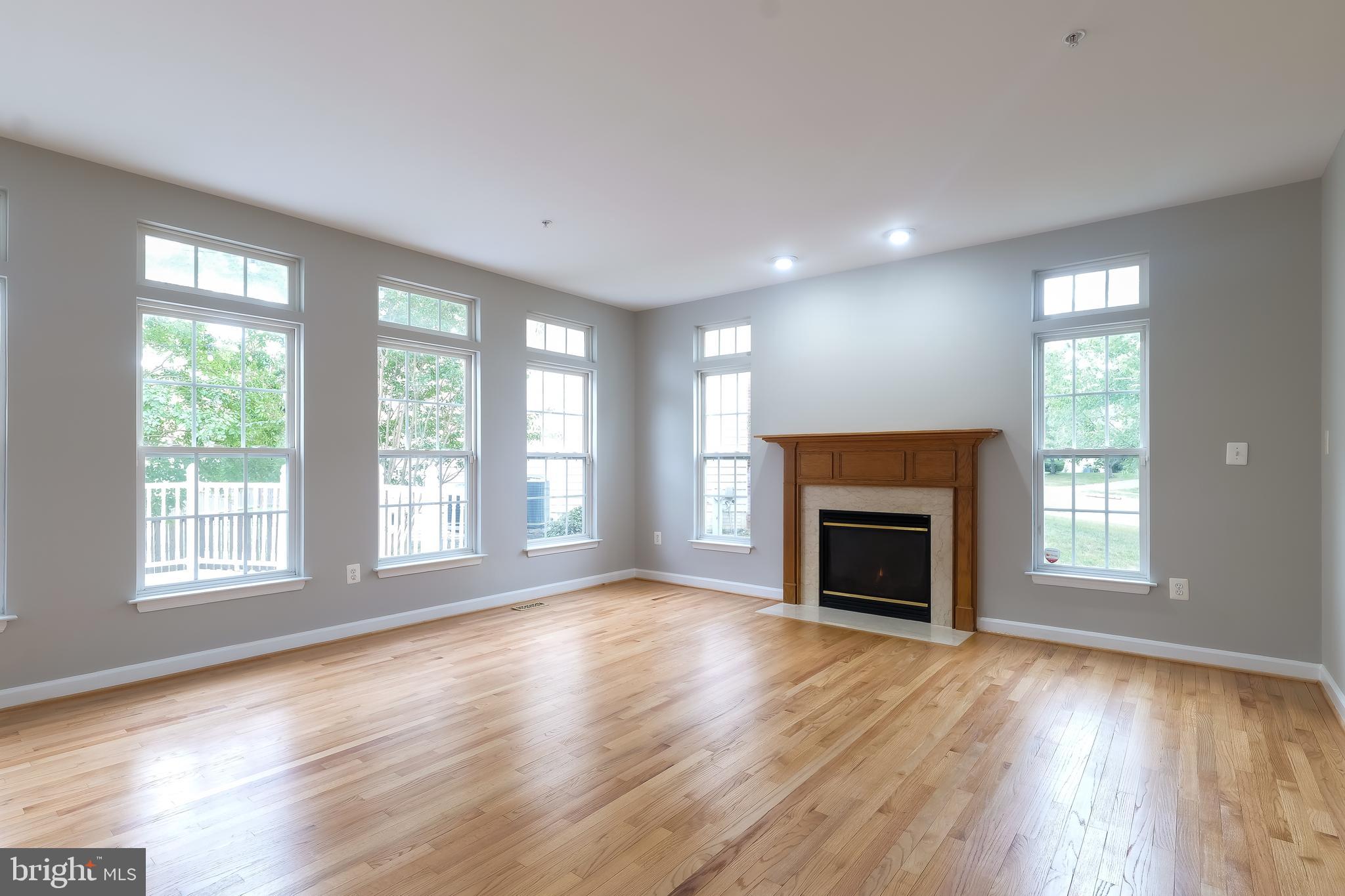 THE VILLAGES AT WELLINGTON - Residential Lease