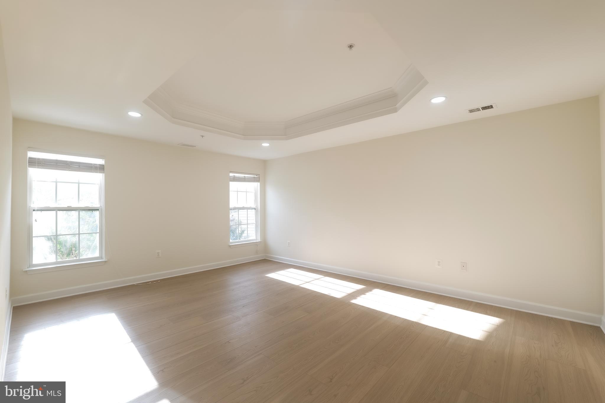 THE VILLAGES AT WELLINGTON - Residential Lease