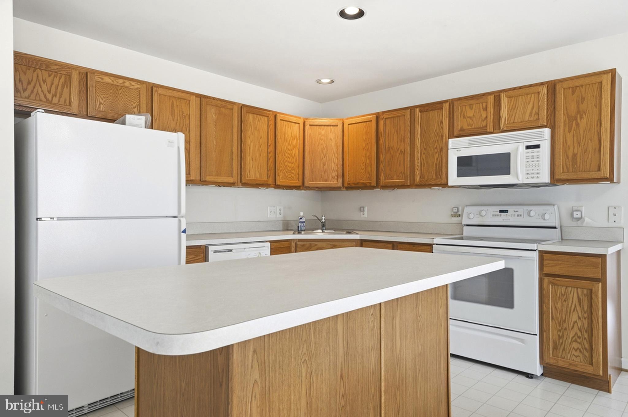 SOUTH HAMPTON SUB - Residential