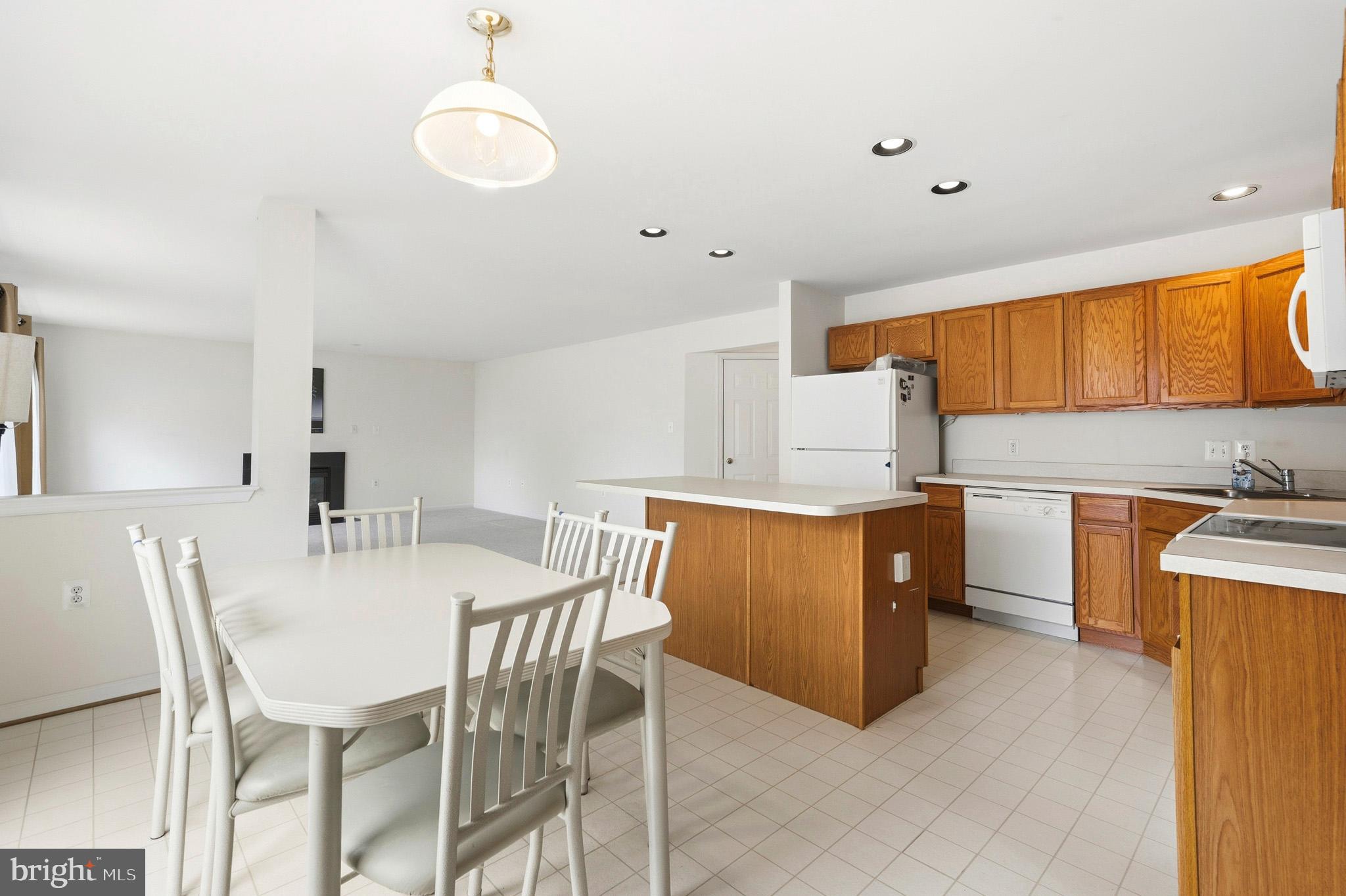 SOUTH HAMPTON SUB - Residential