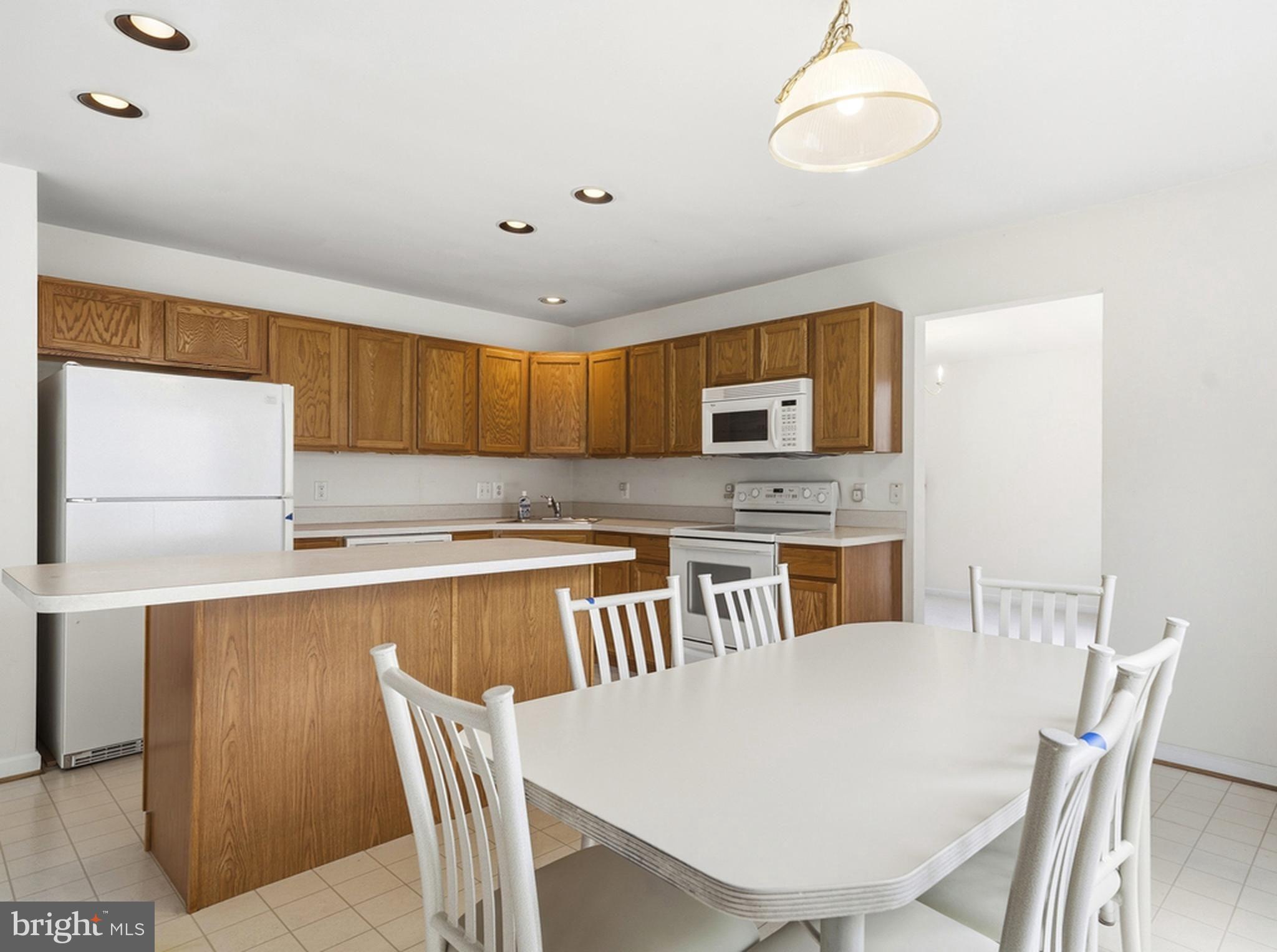 SOUTH HAMPTON SUB - Residential