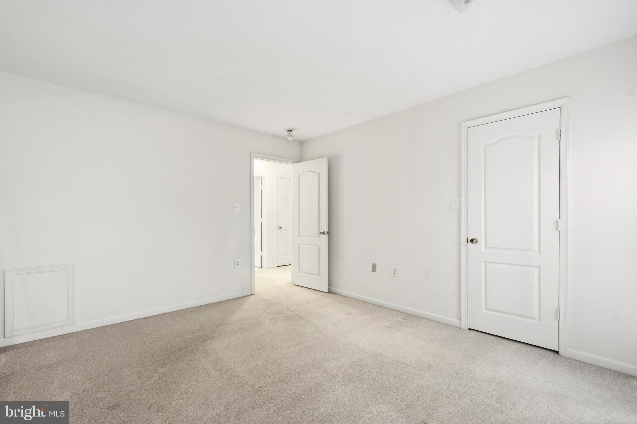 SOUTH HAMPTON SUB - Residential
