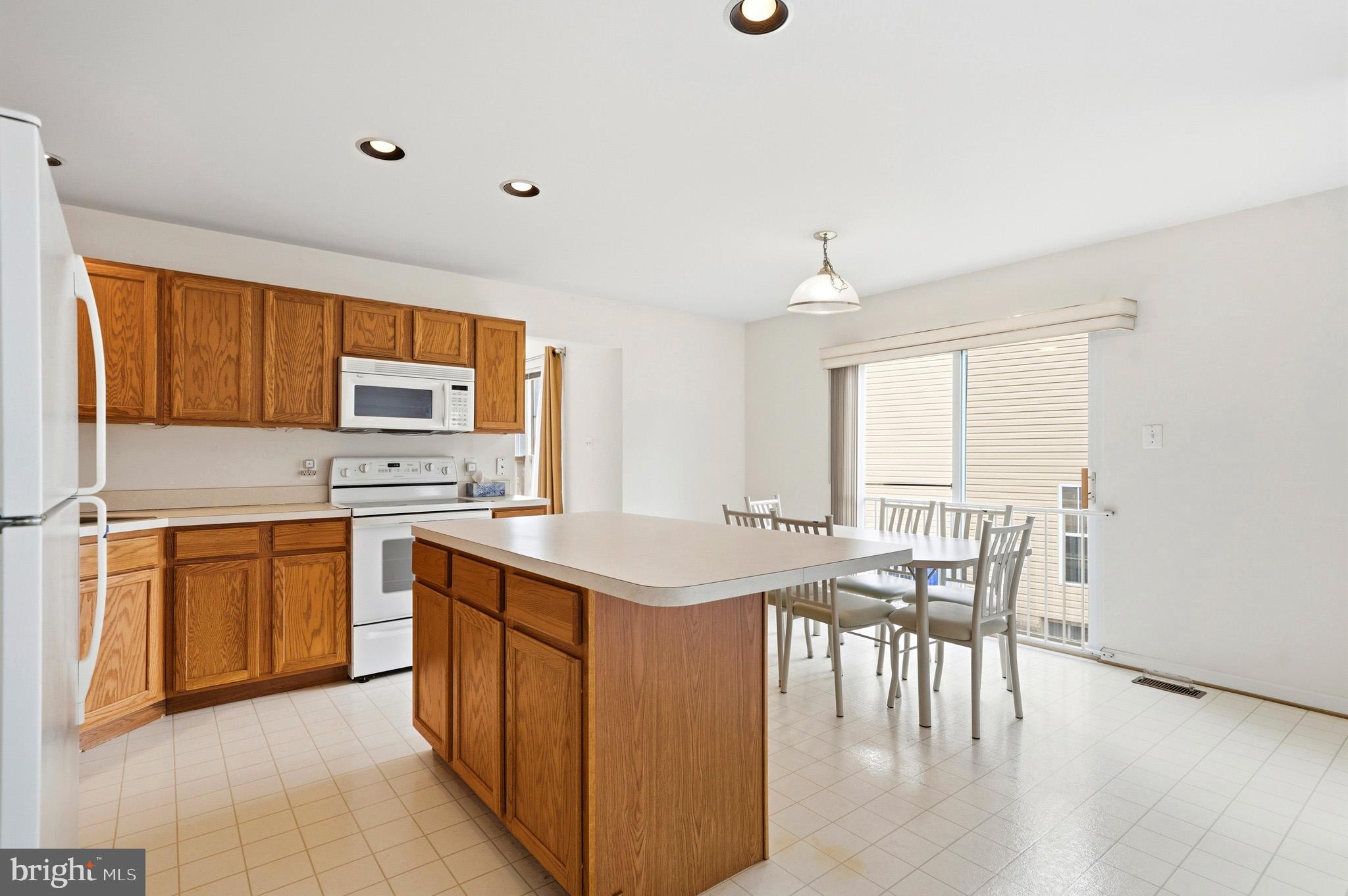 SOUTH HAMPTON SUB - Residential