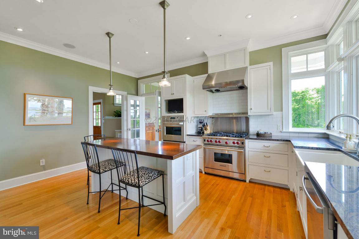 INDIAN CREEK - Residential