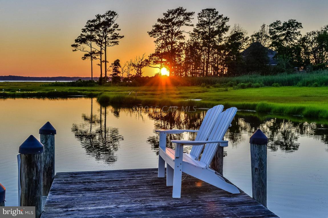 INDIAN CREEK - Residential