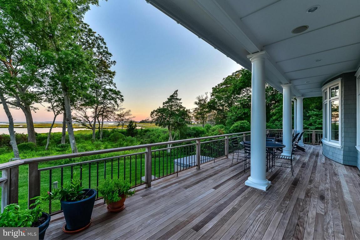 INDIAN CREEK - Residential