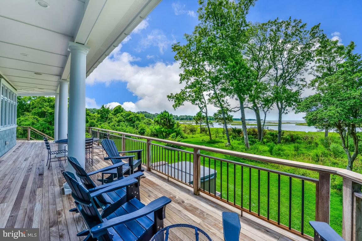 INDIAN CREEK - Residential