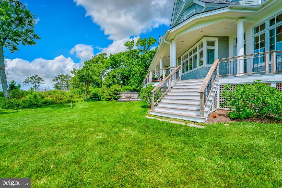 INDIAN CREEK - Residential