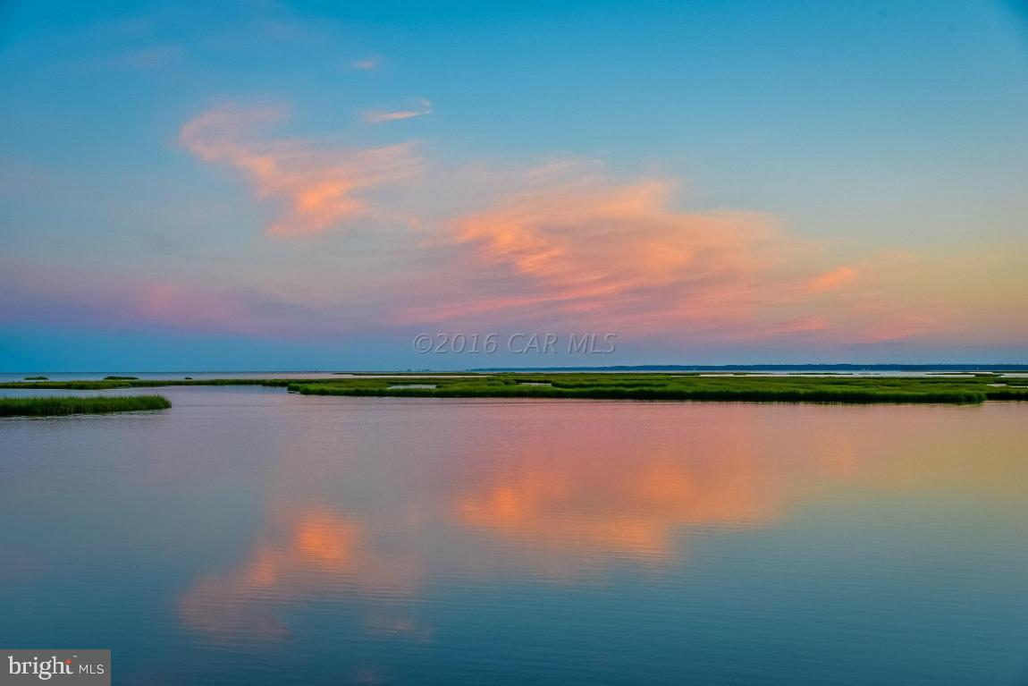 INDIAN CREEK - Residential