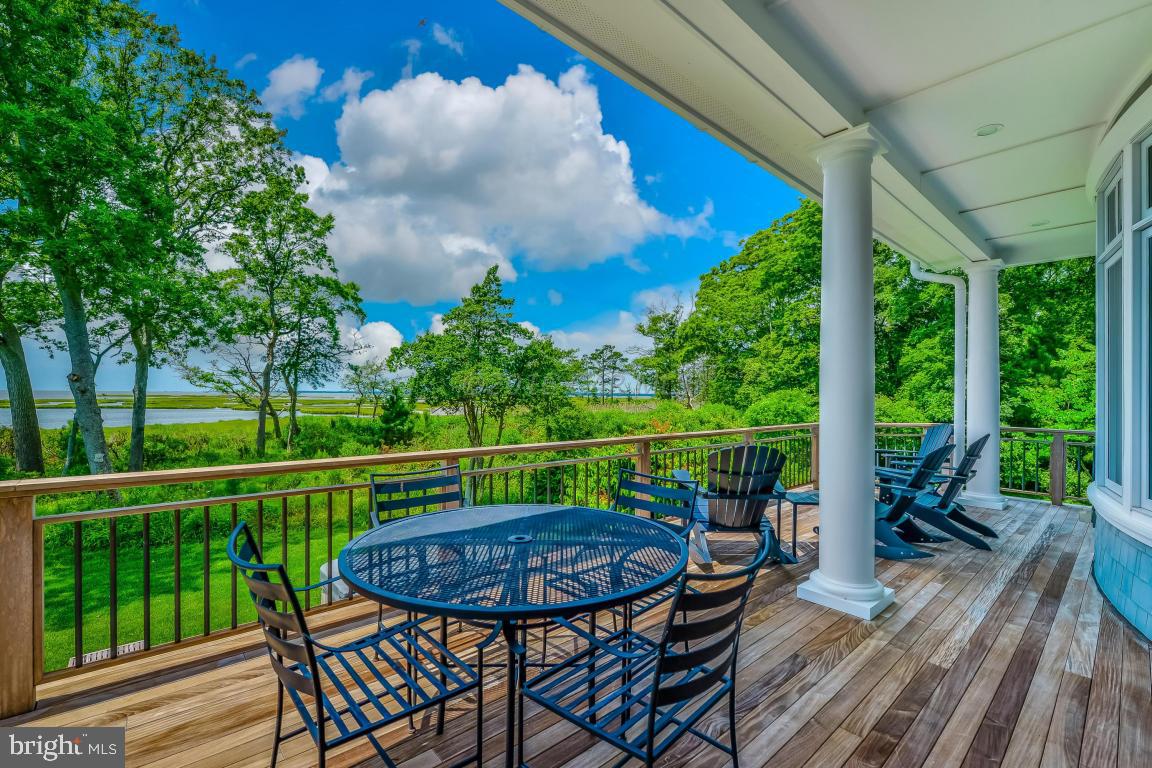 INDIAN CREEK - Residential