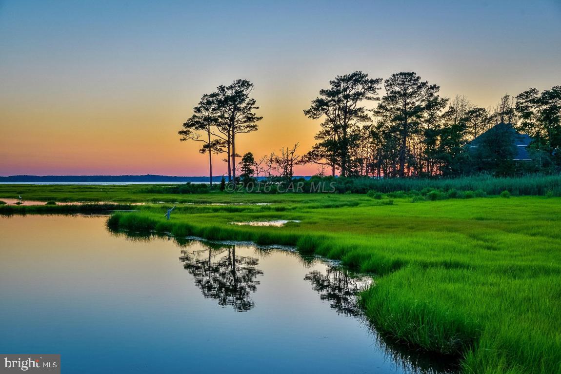 INDIAN CREEK - Residential