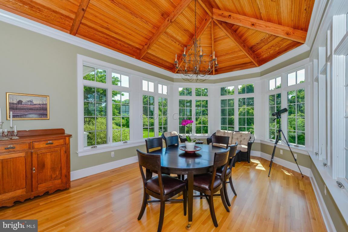 INDIAN CREEK - Residential