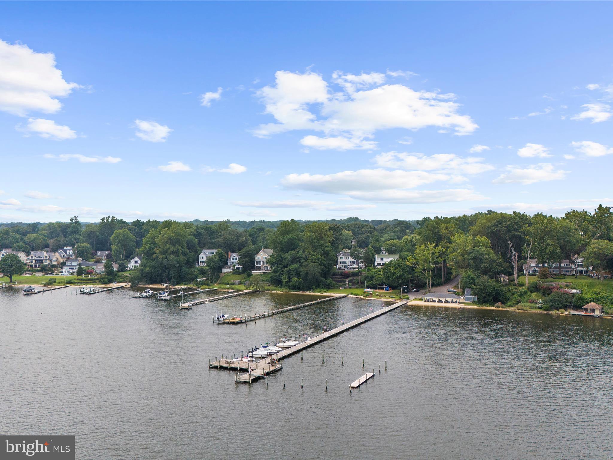 LINSTEAD ON THE SEVERN - Residential