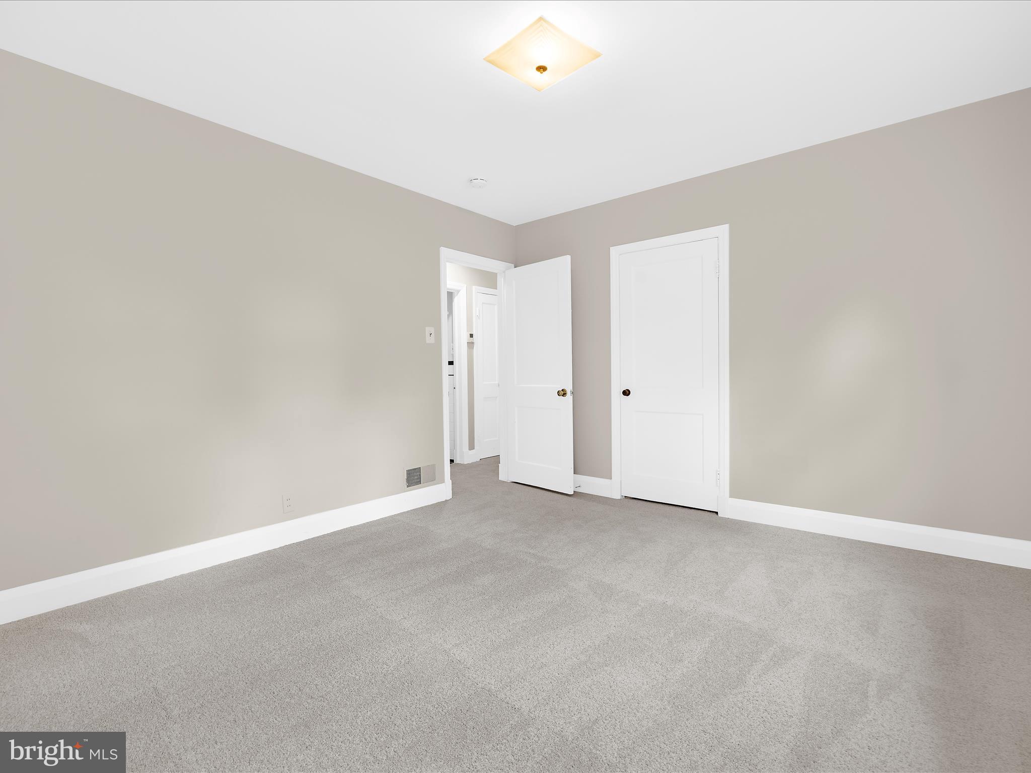 LINSTEAD ON THE SEVERN - Residential