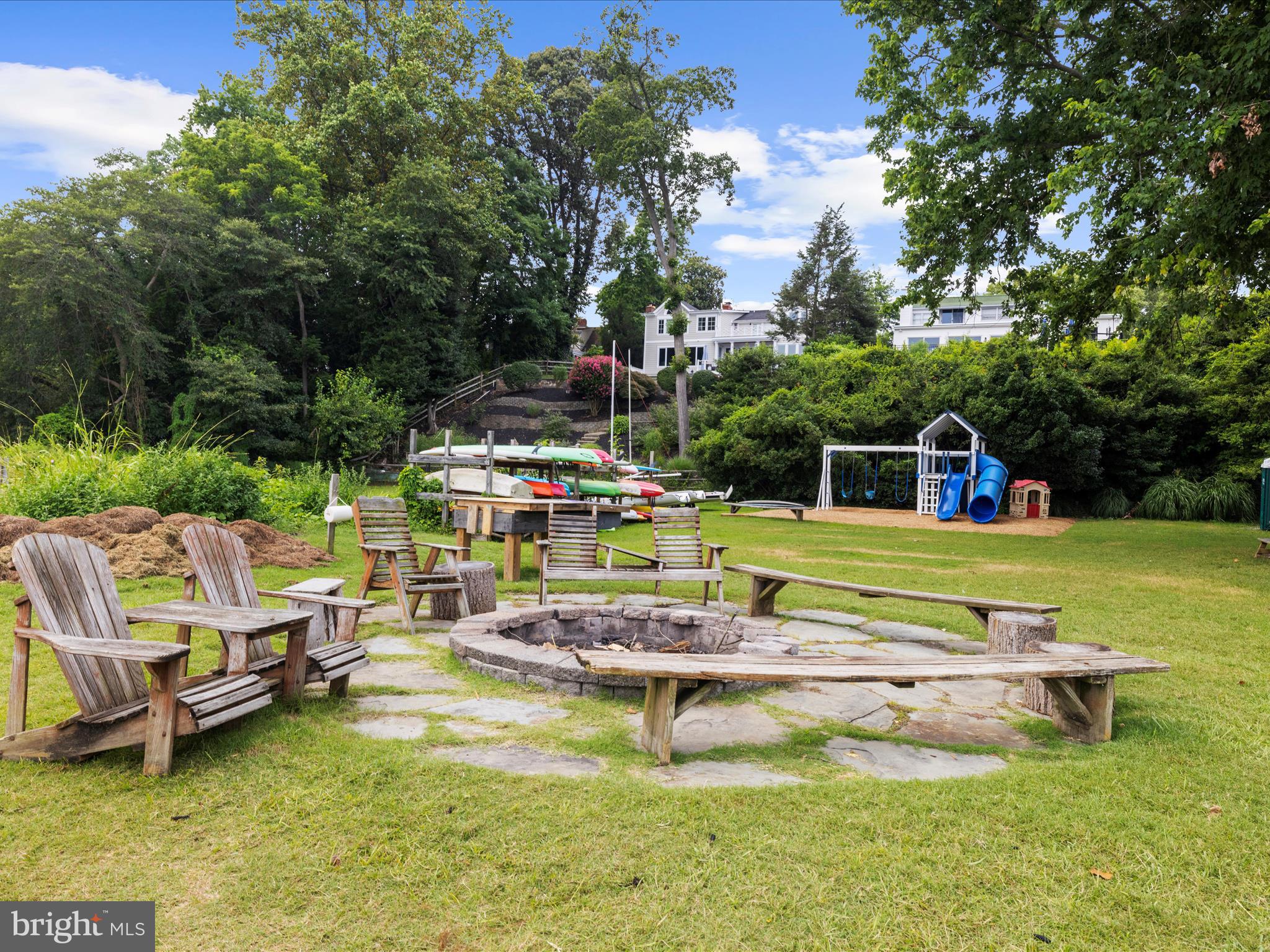 LINSTEAD ON THE SEVERN - Residential