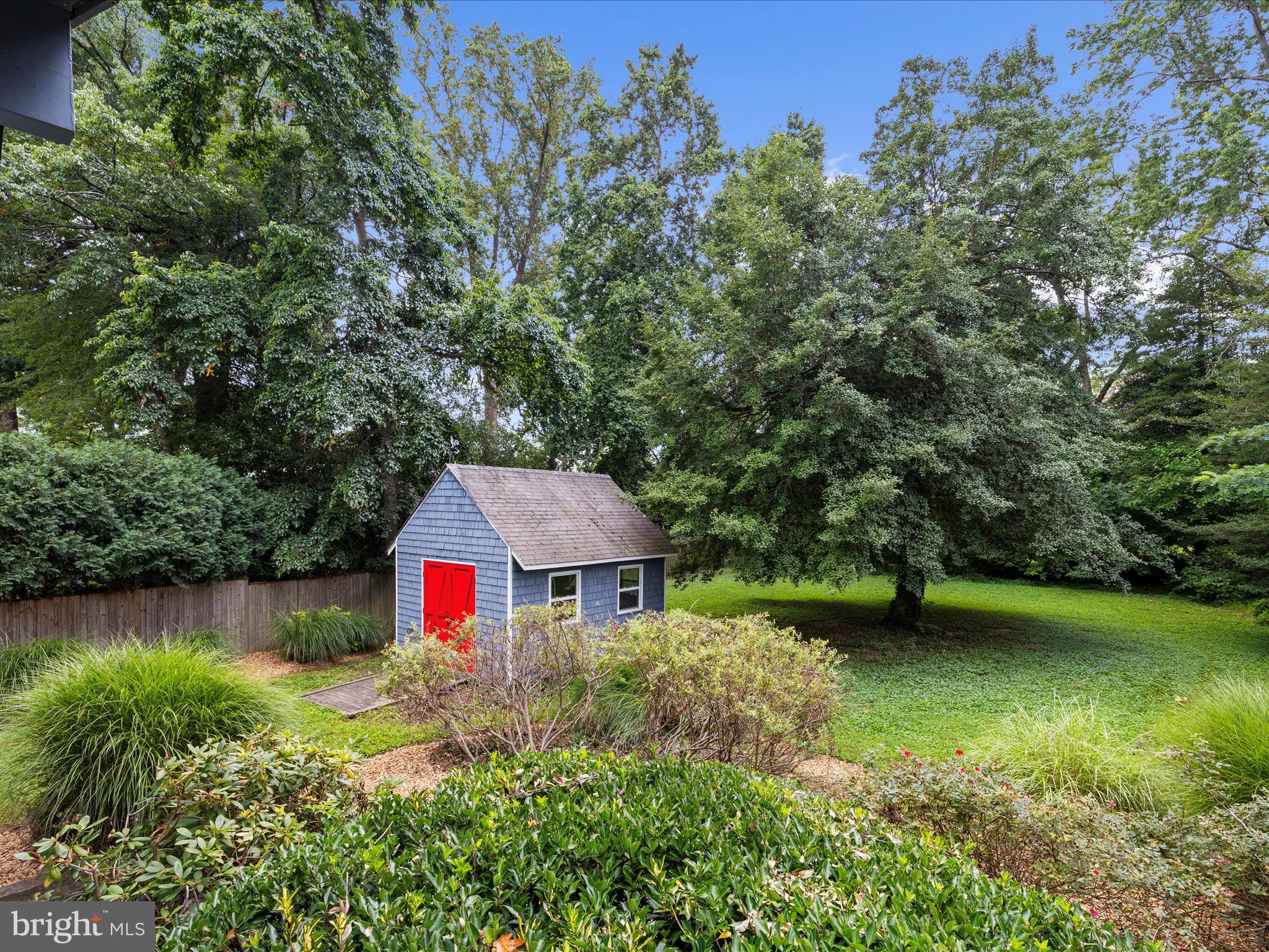 LINSTEAD ON THE SEVERN - Residential