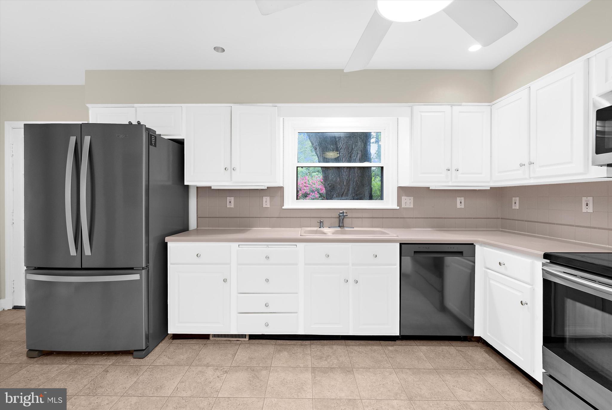 LINSTEAD ON THE SEVERN - Residential