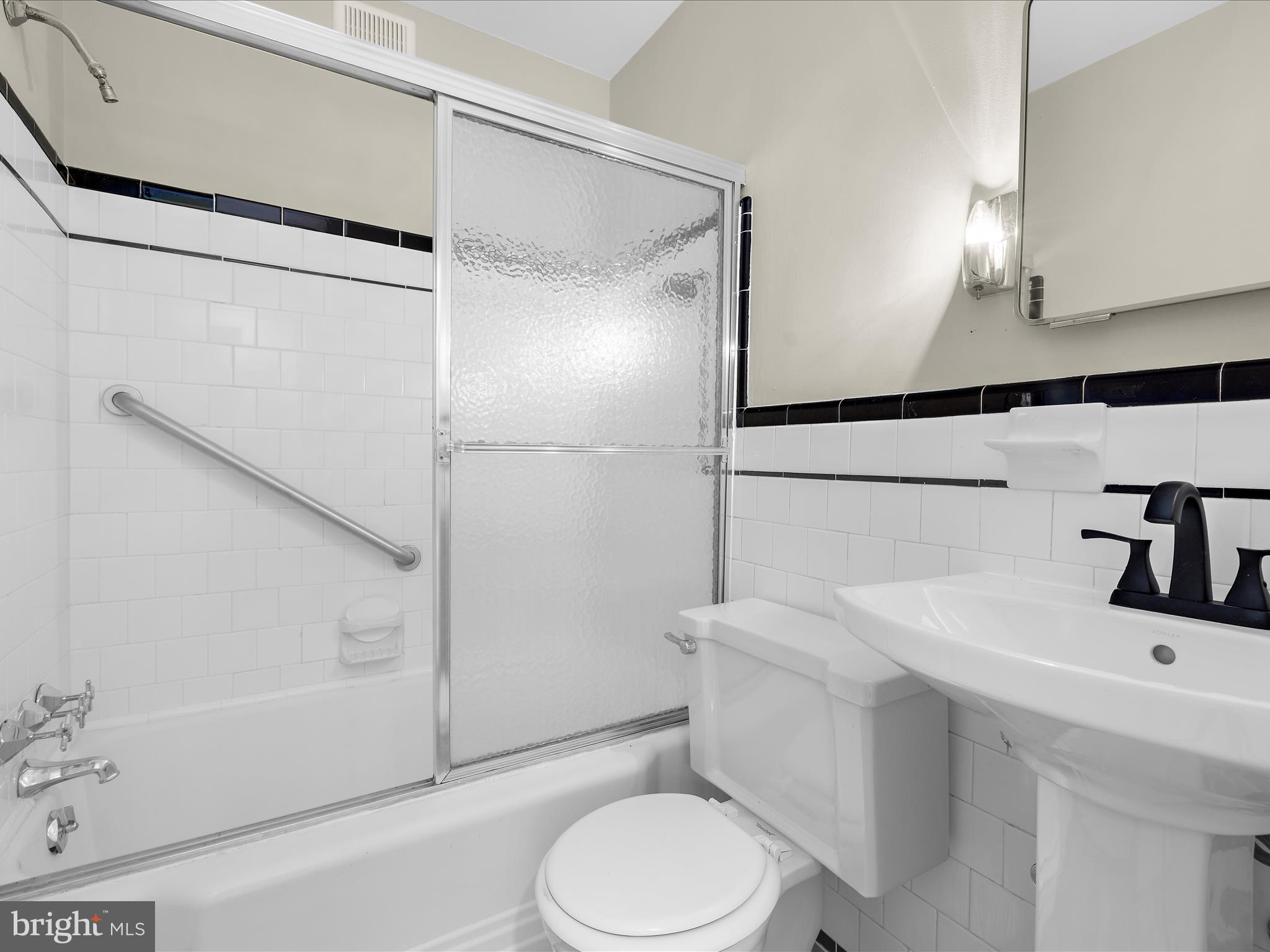 LINSTEAD ON THE SEVERN - Residential