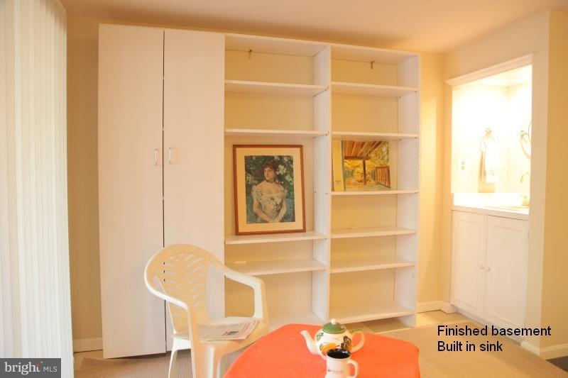 AMBERFIELD - Residential Lease