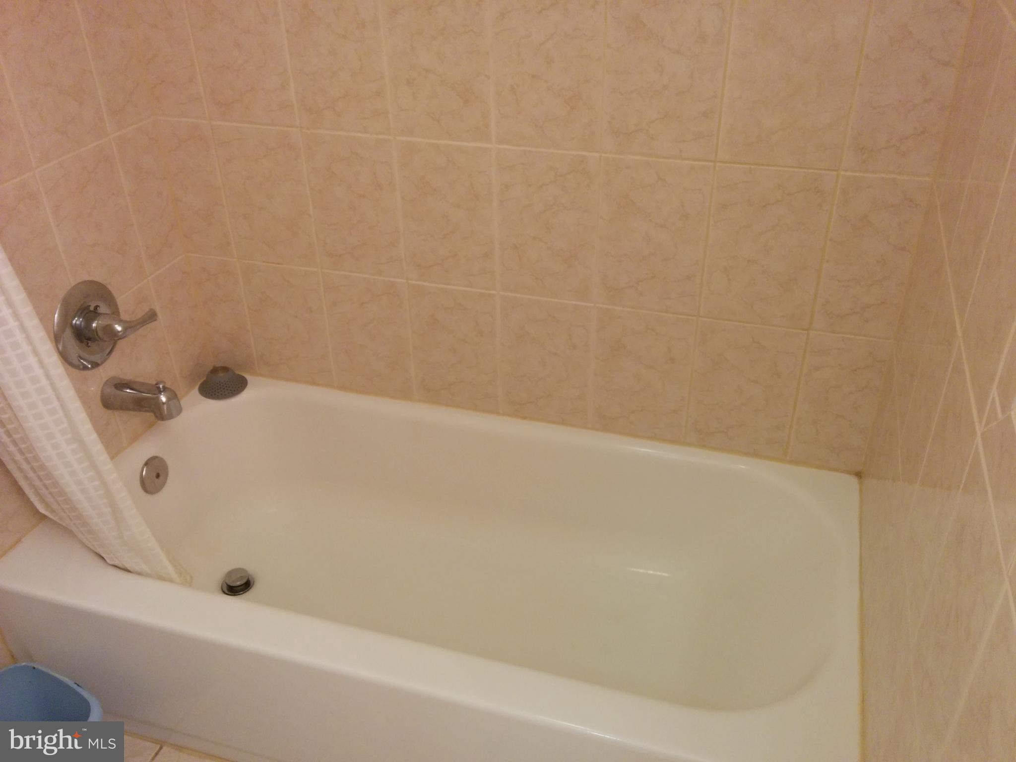 AMBERFIELD - Residential Lease