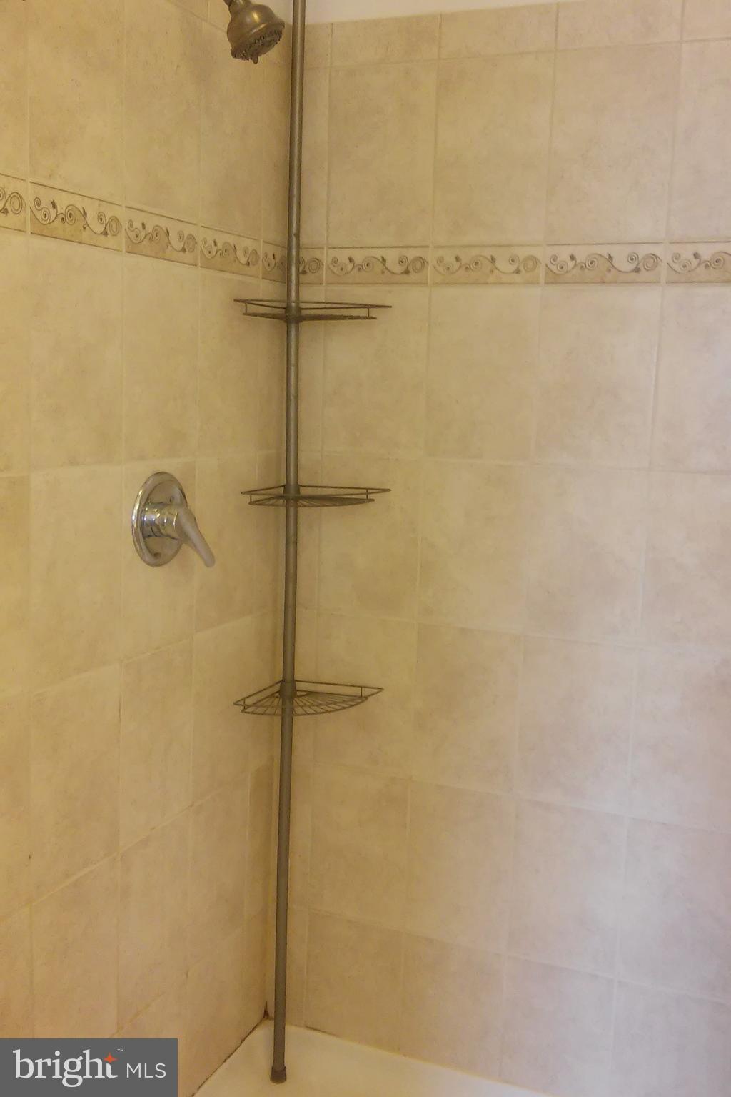 AMBERFIELD - Residential Lease