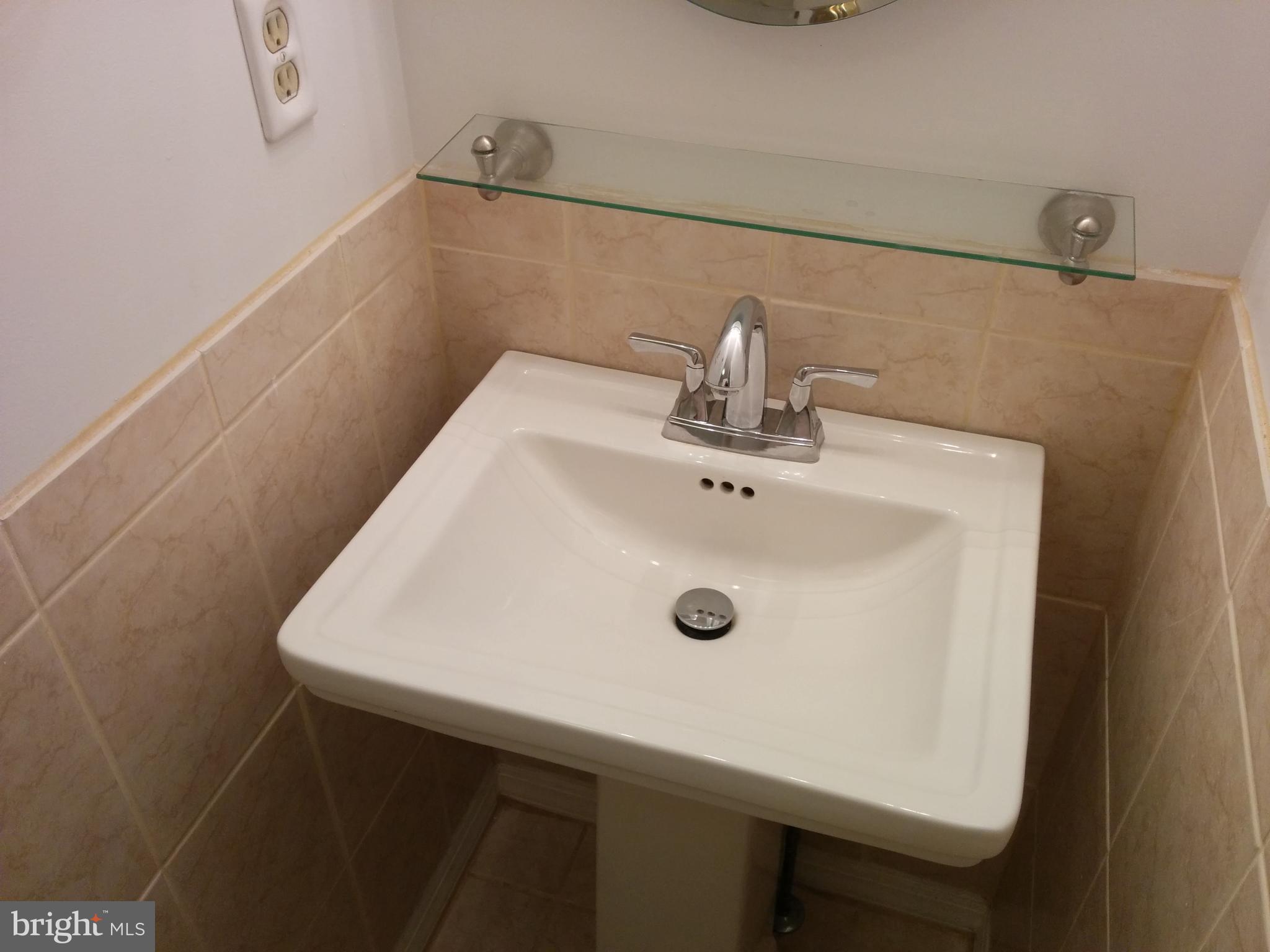 AMBERFIELD - Residential Lease