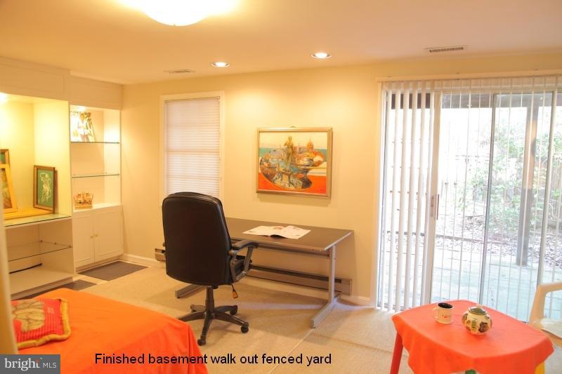 AMBERFIELD - Residential Lease