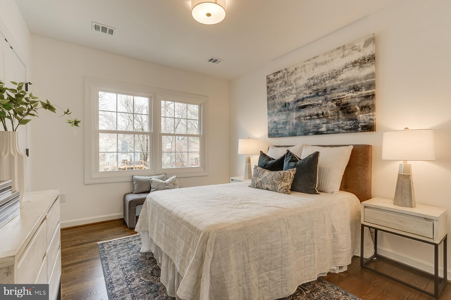 OAK HAVEN - Residential