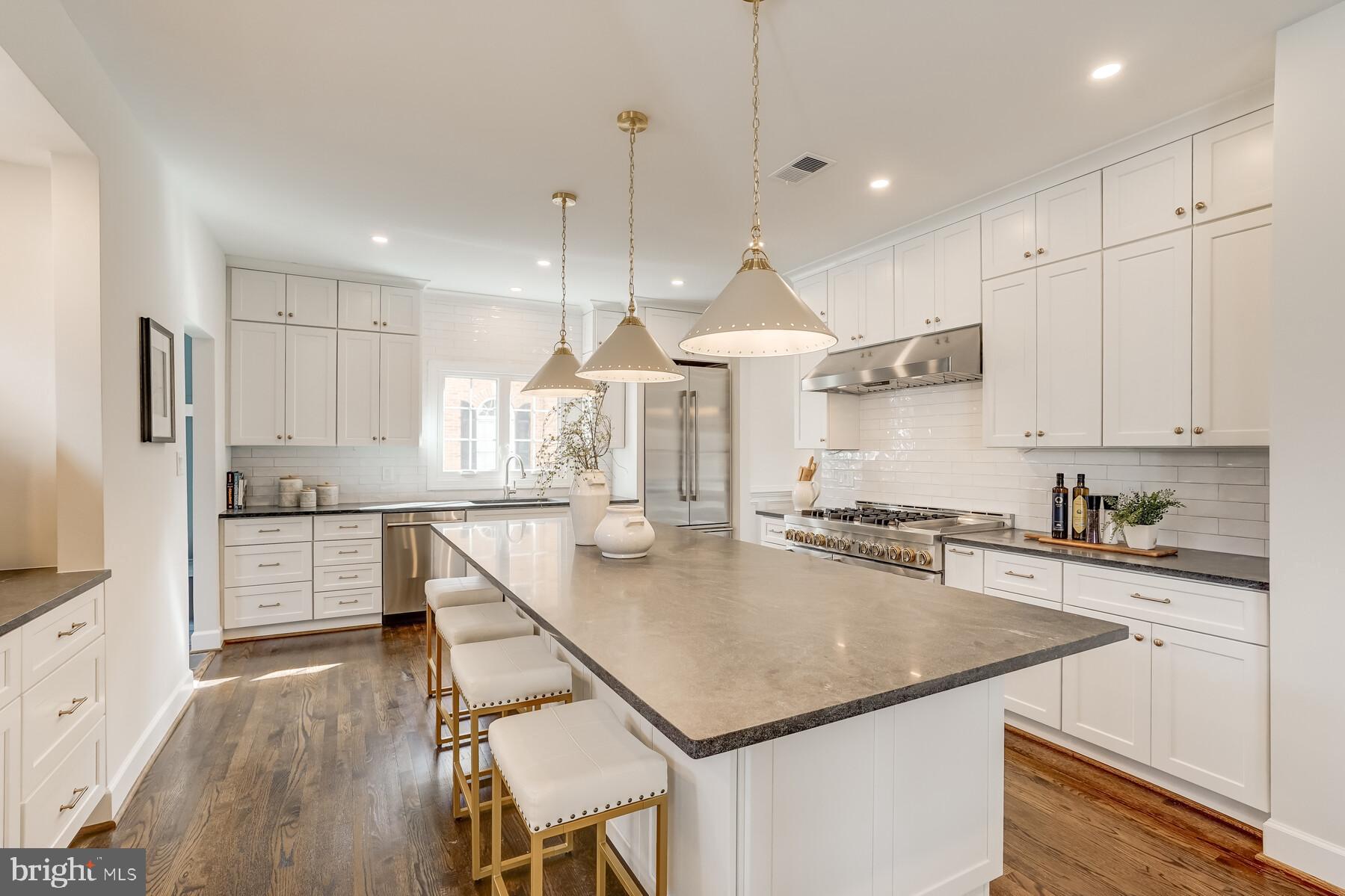 OAK HAVEN - Residential