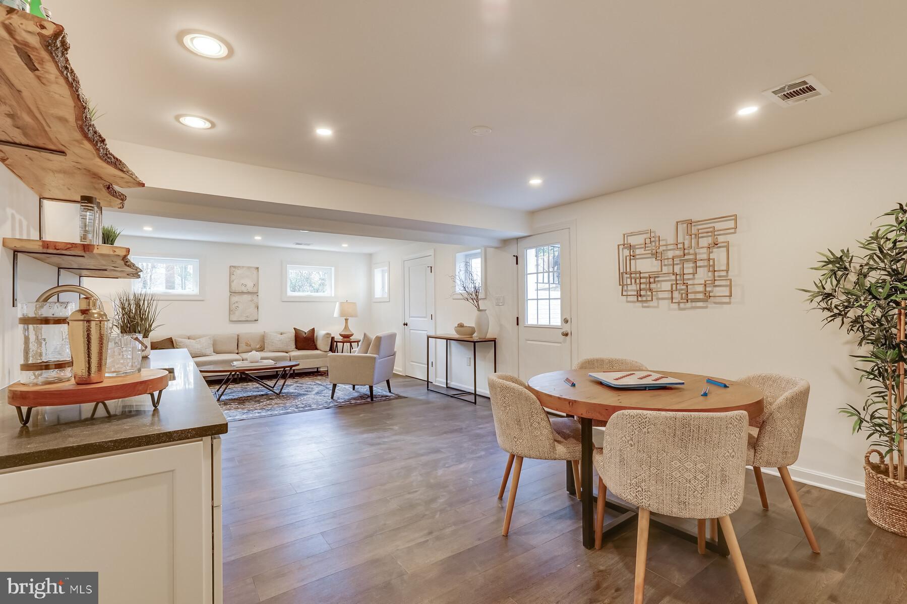 OAK HAVEN - Residential