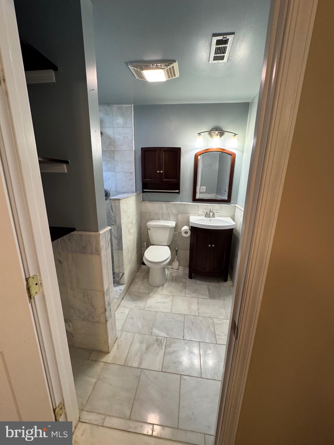 DAMERON - Residential Lease