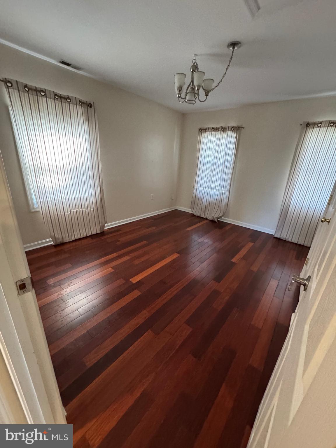 DAMERON - Residential Lease