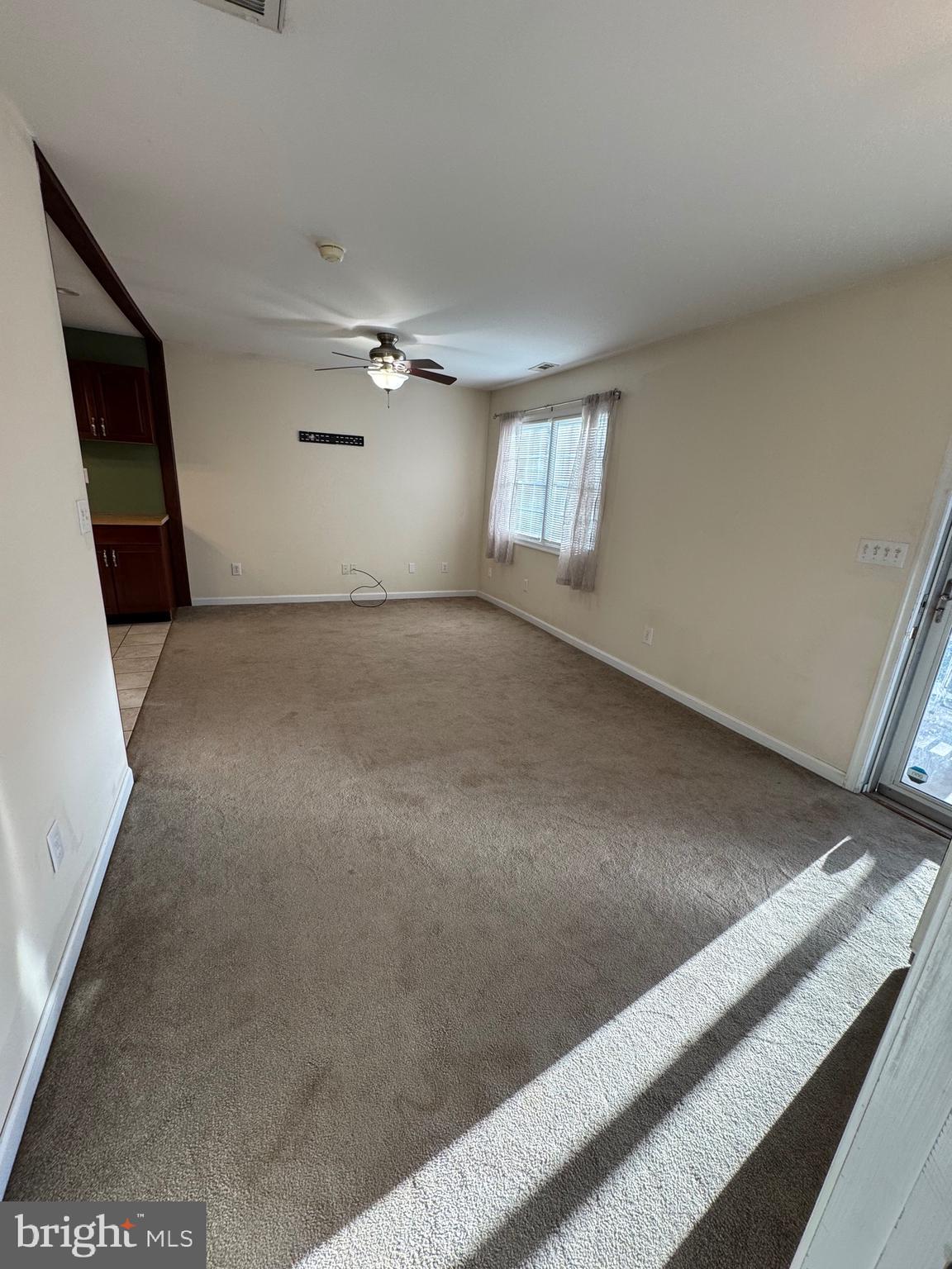 DAMERON - Residential Lease