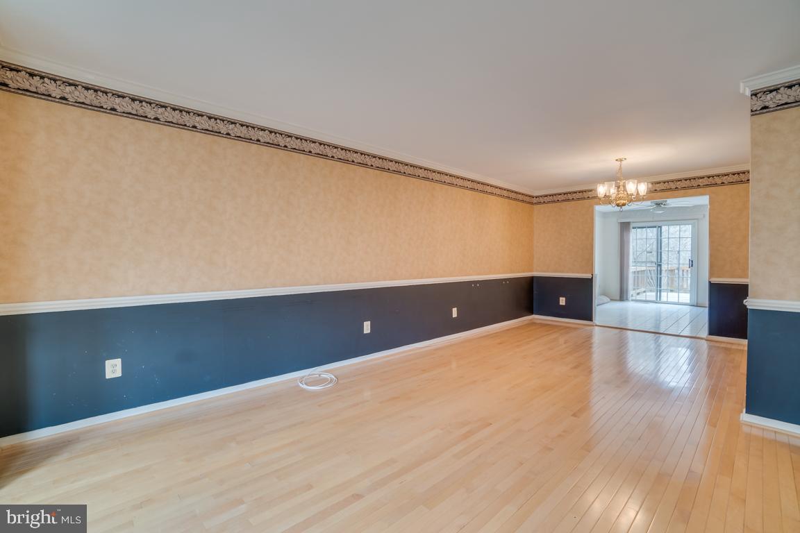 MCNAIR FARMS LANDBAY - Residential Lease