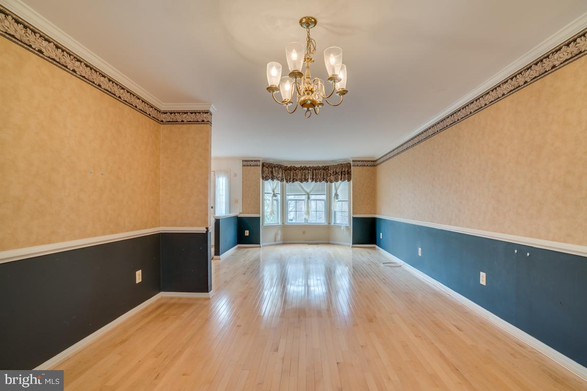 MCNAIR FARMS LANDBAY - Residential Lease